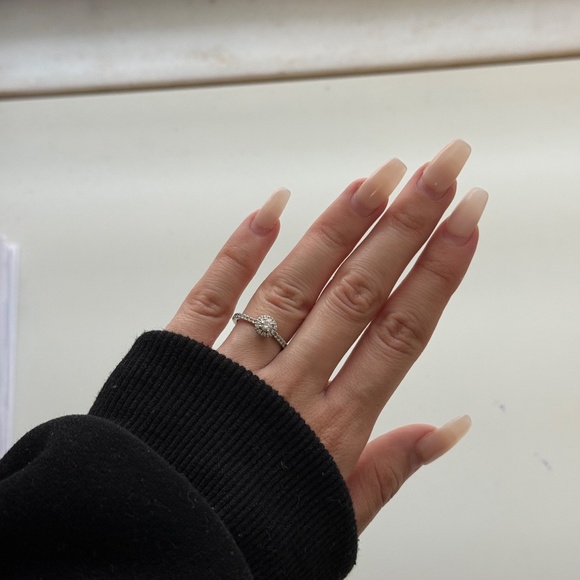 Swarovski Created Diamond Halo Ring IGI Certified – Size 6 – Like New 💎 - Picture 2 of 4